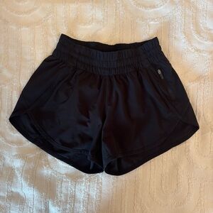 Lululemon Tracker Short 4 inch